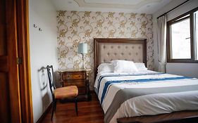 Hotel Azul De La Plaza By Chat Noir